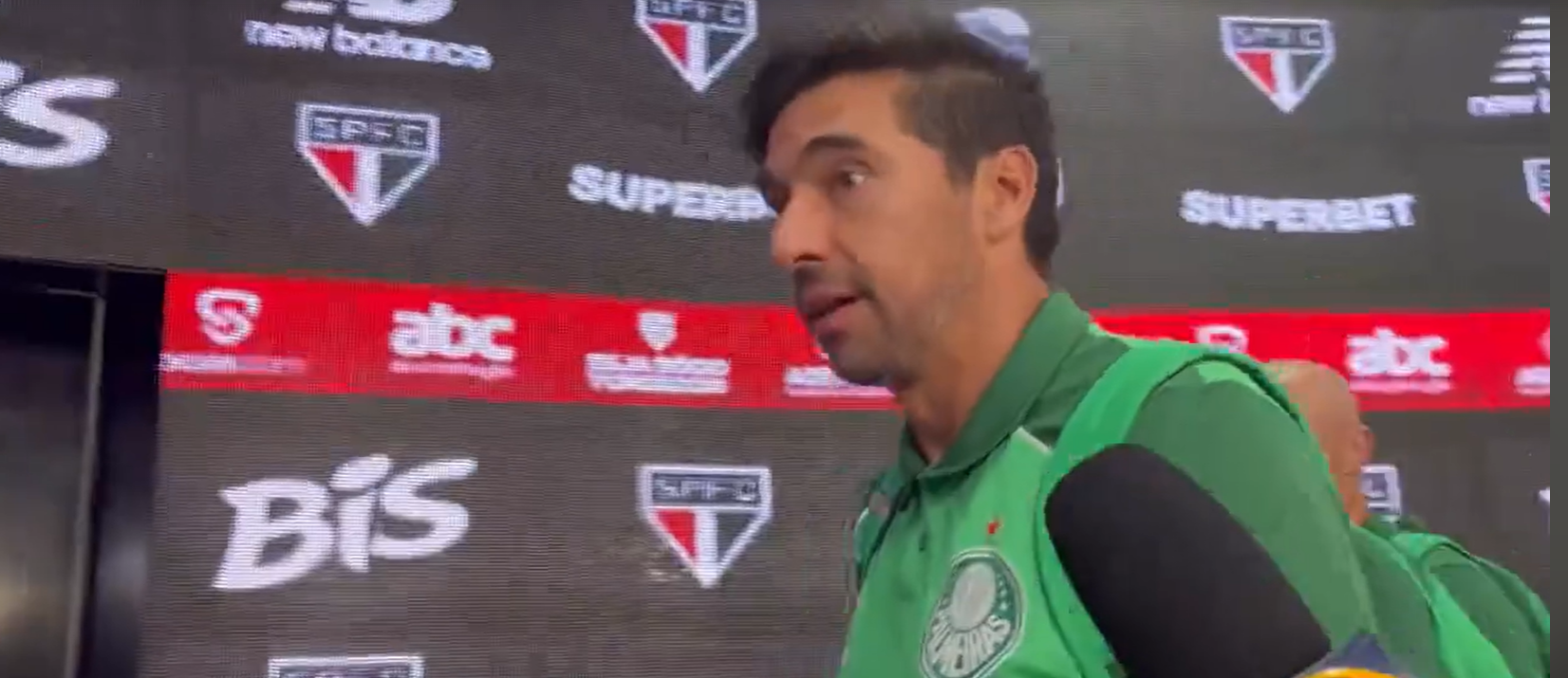 VÍdeo Abel Ferreira Em Saída Do Palmeiras No Morumbis Não Nos